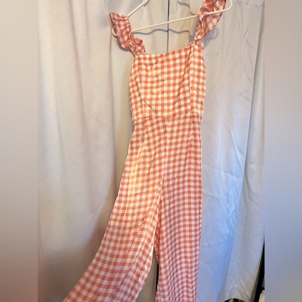 Women’s pants romper, new worn before.